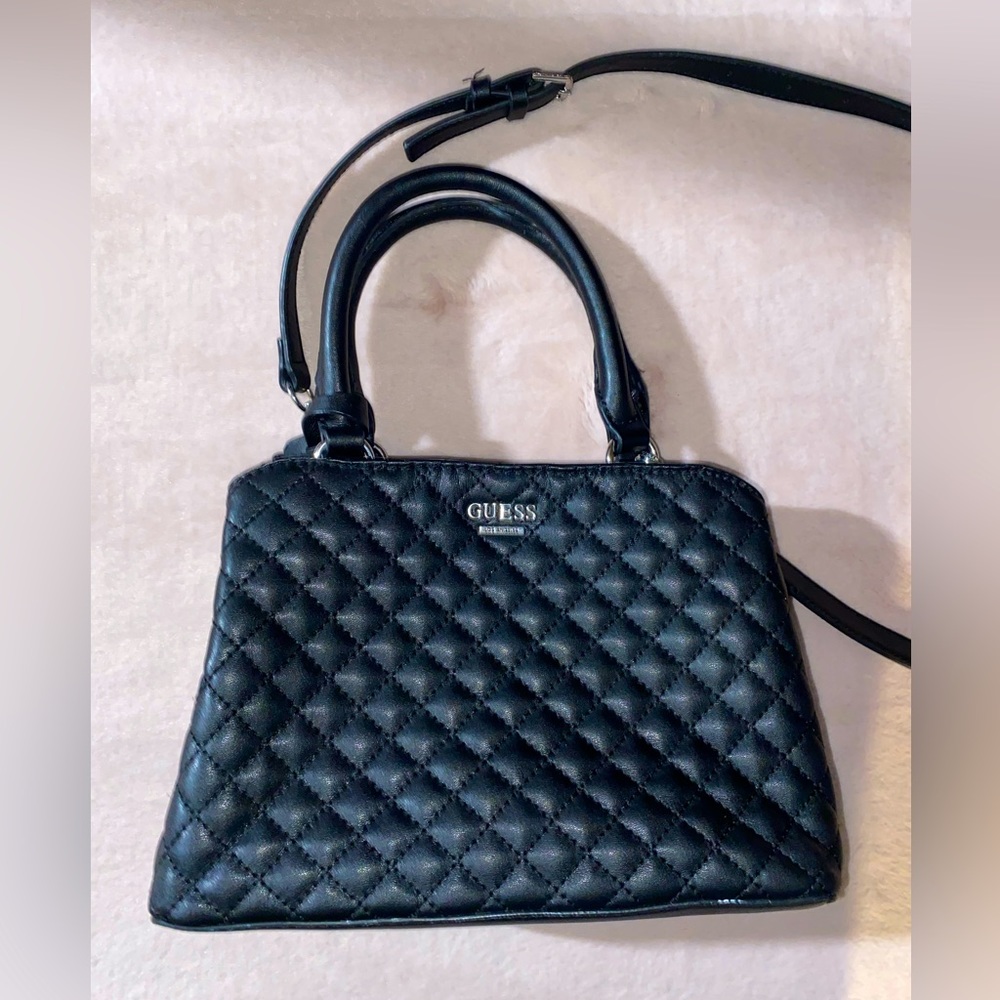 Guess Handbag - Picture 2 of 6